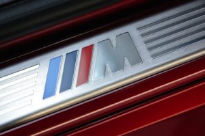 БМВ начинает производить суперэкономичные и спортивные авто под литерой М