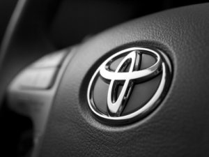 По оценкам специалистов Toyota заняла лидирующую позицию в рейтинге производителей автомобилей