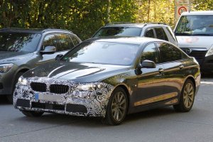 BMW пятой серии готовится к легкому фейслифтингу