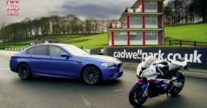 BMW M5 vs BMW S 1000 RR (Superbike)