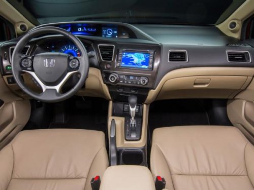 Honda представила обновленный Civic.
