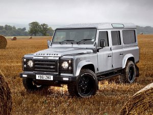 Британцы оснастили Land Rover Defender новым мотором