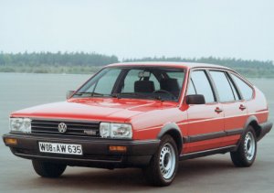 Volkswagen отмечает юбилей модели Passat
