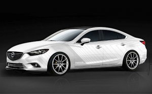 Mazda показала на автосалоне два своих тюнинг-проекта
