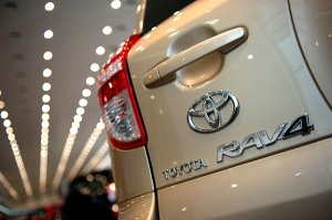 Toyota в очередной раз отзывает автомобили по всему миру