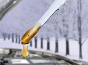 Нужно ли менять масло перед зимним сезоном?