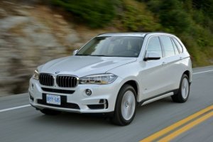 Официально представлен список цен для нового BMW X5 российской сборки