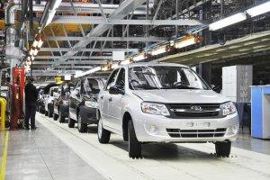 На Украине останавливаются автомобильные заводы