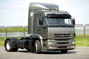 Компания «КамАЗ» планирует выпускать беспилотные грузовые автомобили