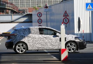 На испытаниях был сфотографирован Opel Astra пятого поколения