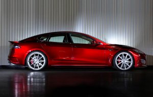 Тюнинг Tesla Model S от мастеров из ателье Saleen