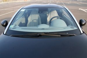 Ветровое стекло автомобиля: основные правила выбора